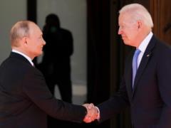 Байден сделал дипломатические уступки Путину — FT