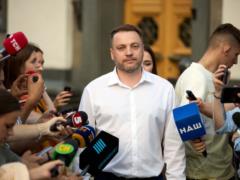Гогилашвили будет отстранен от должности — Монастырский