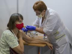 В Минздраве сообщили, сколько украинцев просрочило введение второй дозы COVID-вакцины