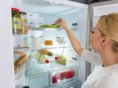 Foods that should not be stored in the refrigerator are named