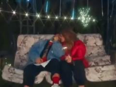 MONATIK впервые снял любимую жену в праздничном новогоднем клипе
