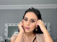 Джамала обтягивающим  голым  нарядом подчеркнула половые органы и нарвалась на критику