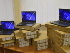 Ukrainian teachers received over 40 thousand computers