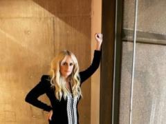 Losing 35 kilos, Rebel Wilson in a swimsuit boasts a toned figure