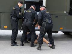В Беларуси продолжают показательно арестовывать журналистов как террористов