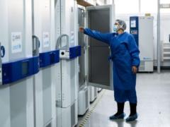 USA to provide Ukraine with 14 special chambers for Pfizer vaccines