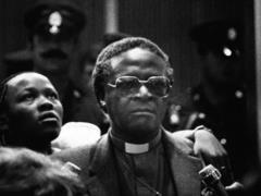 Desmond Tutu dies - priest who defeated apartheid