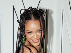 33-year-old Rihanna showed how she looked as a child with plump cheeks