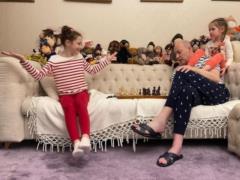 Дружина Дмитра Гордона замилувала фото, як він проводить час з донечками