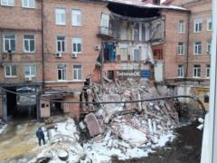 Момент обрушения здания в Харькове попал на видео