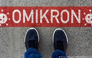 Вакцина від омікрона - хто її розробляє і коли на неї чекати
