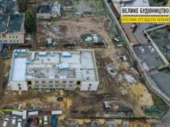 В новый корпус детсада в Песочине прокладывают коммуникации