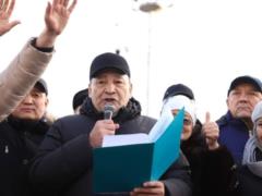В Казахстане на фоне протестов продлили каникулы в школах и вузах. Иностранцам закрыт въезд в страну