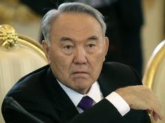 Назарбаев с семьей покинул Казахстан – СМИ