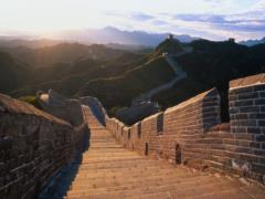 Part of the Great Wall of China collapsed due to earthquake