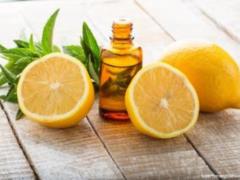 Aromatherapist told how to make an antiviral spray