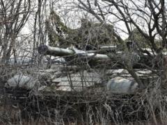 Оккупанты наводнили тяжелой военной техникой территорию Донбасса