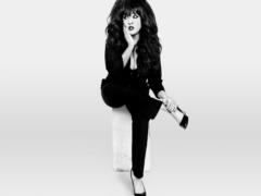 Умерла основательница группы The Ronettes Ронни Спектор