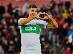 Барселона нацелилась на форварда Эльче Бойе