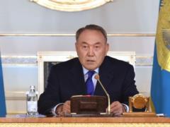 Назарбаев будет иметь некоторые полномочия после изменений Конституции Казахстана