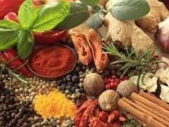 Портят вкус и запах: какие приправы не стоит добавлять в суп
