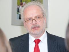 Президент Латвии: «Россия демонстрирует намерение восстановить советскую империю»