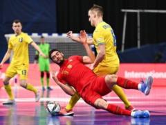 Украинские футзалисты проиграли действующим чемпионам Европы, но пробились в плей-офф ЧЕ-2022