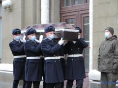 В Днепре прощаются с погибшими в результате стрельбы на Южмаше
