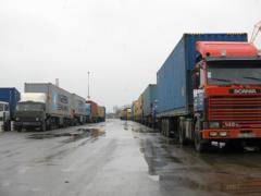 Украина и Польша договорились улучшить условия для грузовых перевозок