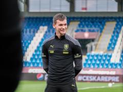 МЮ продлил контракт с чешским вратарем и отправил его в аренду