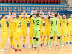 Игроки сборной Украины по футболу поддержали украинских футзалистов