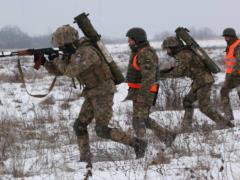 Боевики 4 раза нарушили режим тишины, в Павлополе повреждено здание школы
