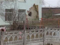 Российские войска обстреляли детский сад в Станице Луганской