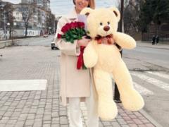 Экс-жена Узелкова показала, как отпраздновала 42-летие