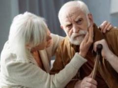 Симптоми хвороби Паркінсона: зміни у зорі, які можуть бути попередженням