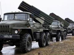 Боевики обстреляли из  градов  автобусы, ехавшие в Счастье для эвакуации жителей, - Гайдай
