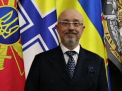 Вторгнення Росії в Україну: Рєзніков закликає українців вступати в тероборону та «медіавійська»