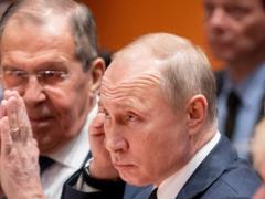 Путин и Лавров внесены в санкционный список ЕС