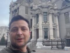 Не верьте фейкам: Зеленский из Киева обратился к украинцам