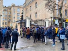 Тысячи харьковчан присоединяются к Штабу обороны