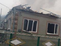Оккупанты нанесли авиаудар по поселку Сартана на Донбассе, есть жертвы
