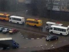 Прикрытие россиян для входа в Киев: Жителей Бучи просят не садиться в автобусы для  эвакуации 