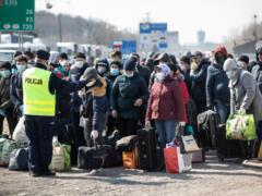 С начала новой фазы войны из Украины в Польшу уже выехали почти 200 тысяч человек