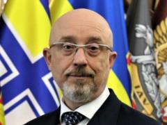 Россия терпит разрушения по всем фронтам – военному, экономическому, киберфоронту – Резников