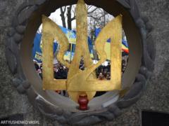История повторяется: украинские добровольцы встретились с российскими захватчиками под Крутами