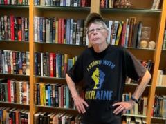 Стівен Кінг не укладатиме нових контрактів на друк своїх книг у Росії