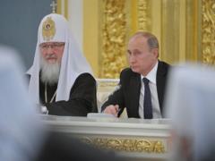 Патриарх РПЦ в Прощенное воскресенье заявил, что «восемь лет пытаются уничтожить Донбасс» из-за ценностей, связанных с гей-парад