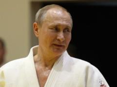 Международная федерация дзюдо отстранила Путина и Ротенберга от должностей в организации