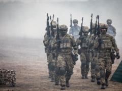 Спецназ КОРД без потерь сжег два вражеских танка в Киевской области — видео