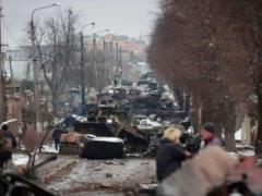 “A shell exploded literally next to high-rise buildings, glass fell down, walls trembled”: A resident of Bucha told how